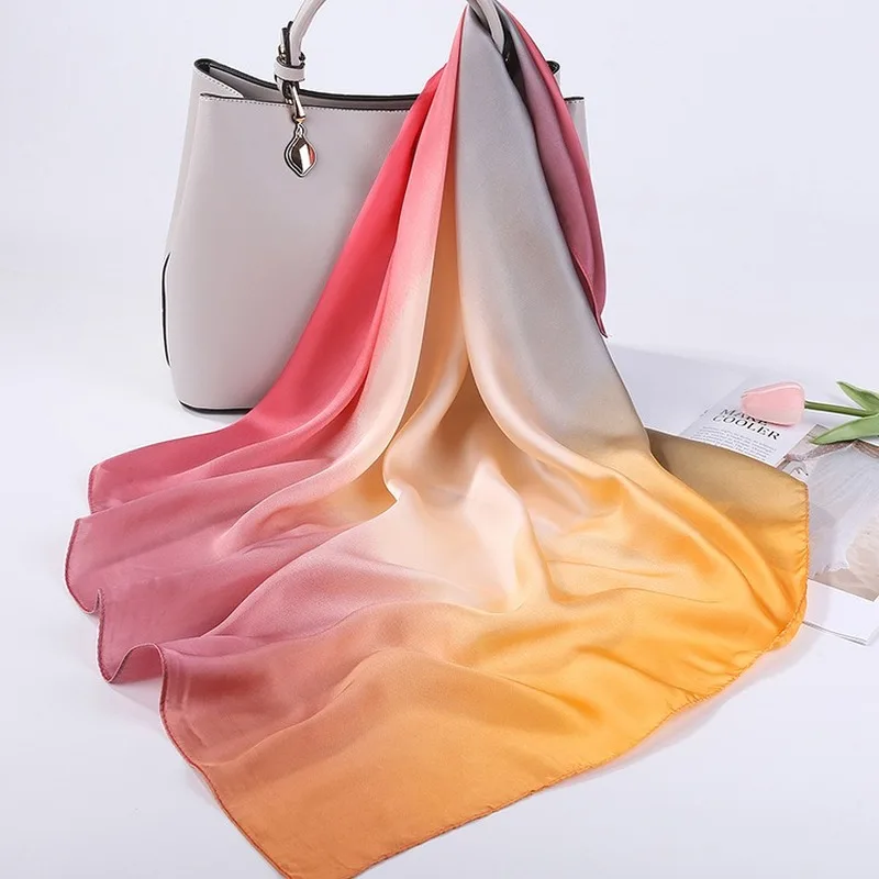 

2020 Silk Scarf Women Designer Brand Kerchief Neck Head Scarfs 70x70cm Square Hair Scarves Bag Bandana for Ladies Handkerchief