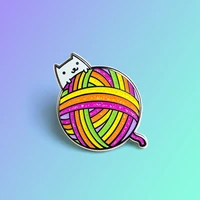 knitting cat hard enamel pin fashion cartoons rainbow color ball of yarn medal kawaii white kitty brooch gift for cats lovers