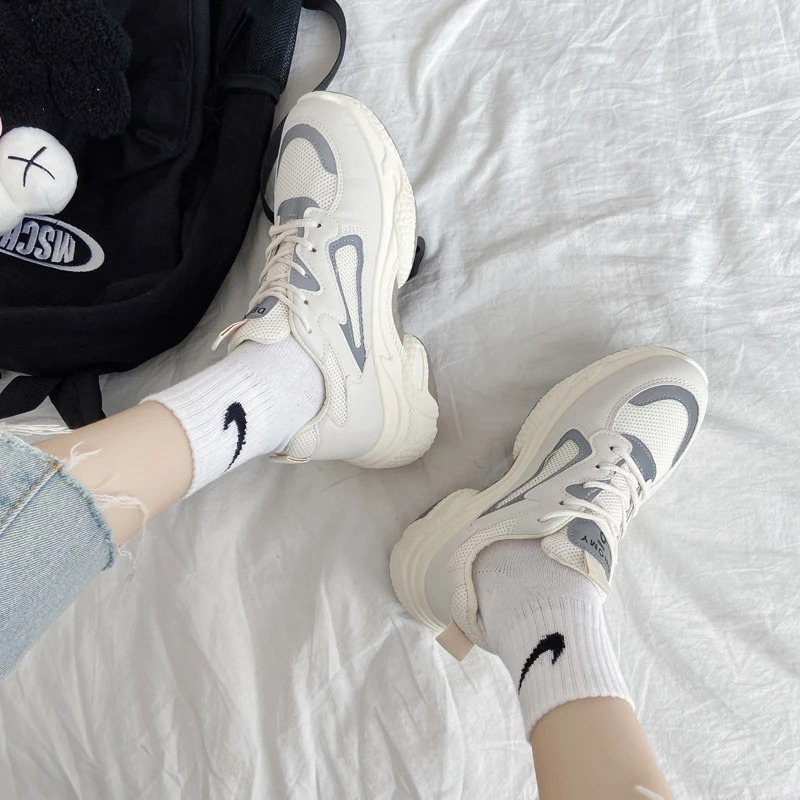 

Spring Women Shoes Black Dad Shoes Ladies Sneakers Female Chunky Platform Female Sneakers Reflective Chaussures Femme