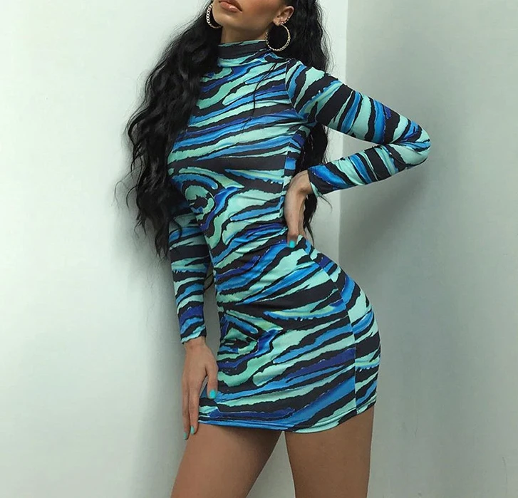 

Женское облегающее платье-миди с длинным рукавом, в полоску