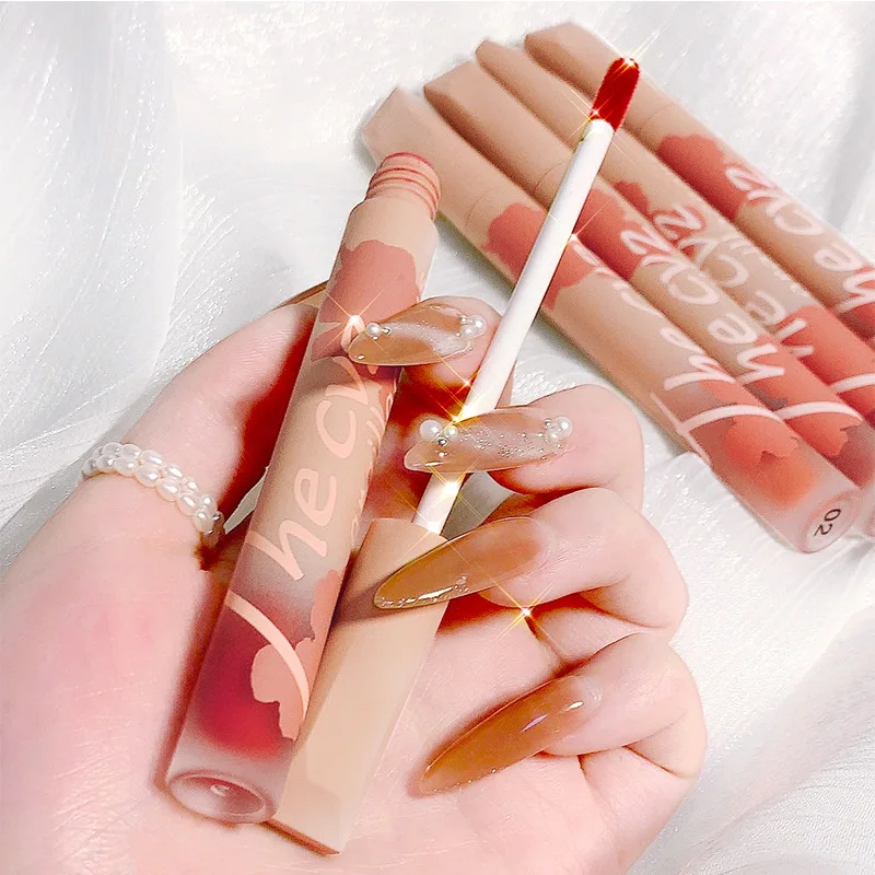

Fashion Matte Lips Gloss Nude Appearance Long Lasting Waterpoof Non Stick Cup For Women Cosmetic Rose Red Brown Liquid Lipsticks