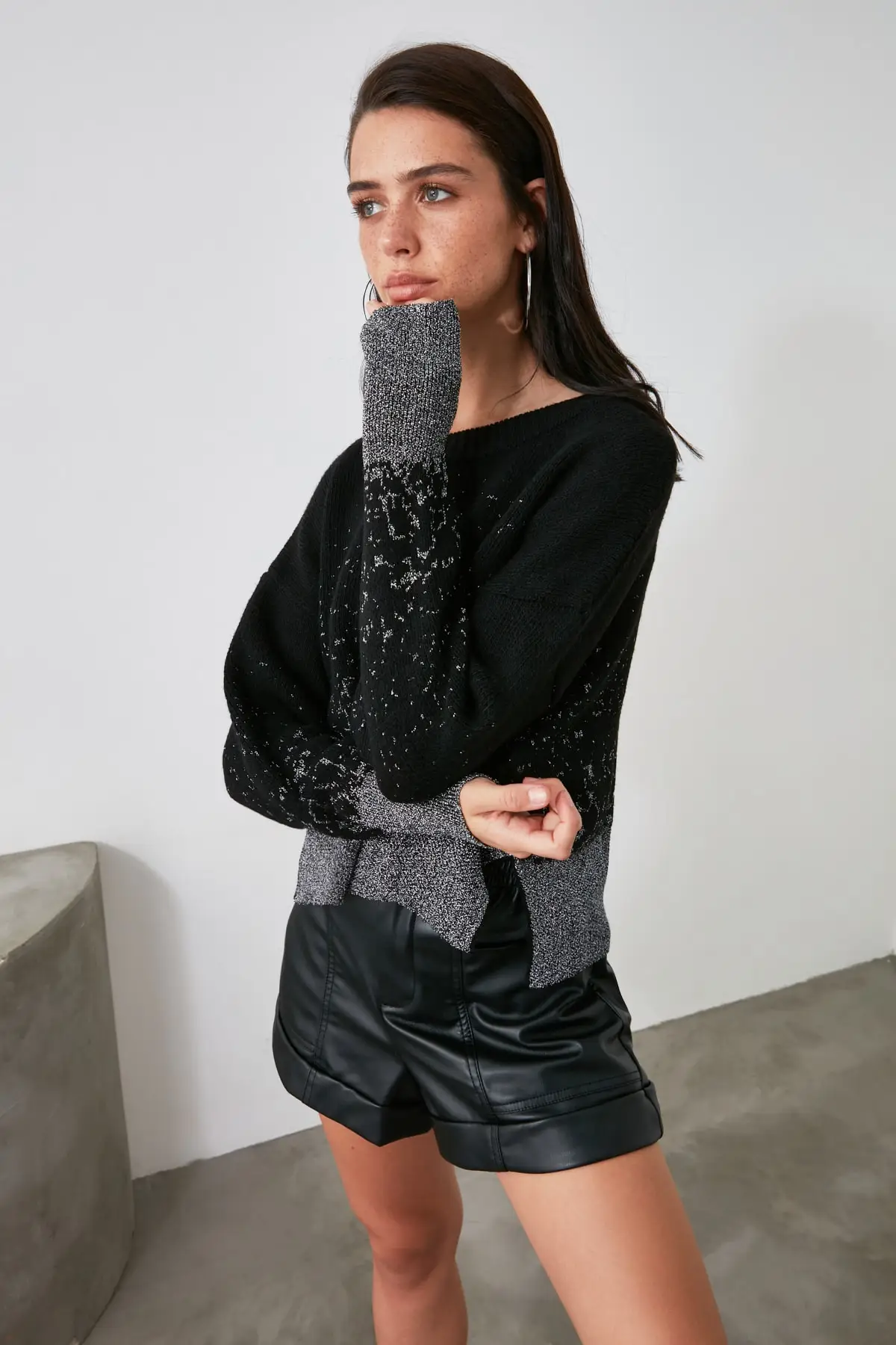 

Trendyol Crop Knitwear Sweater TWOAW21KZ1668