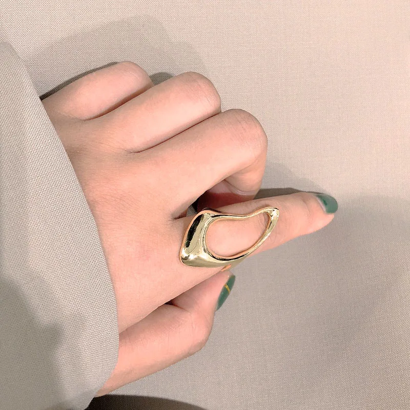 

Women Jewelry Brass With 18K Gold Geo Solid Rings Punk Runway T Show Designer Club Cocktail Party Japan Korean Trendy Ins