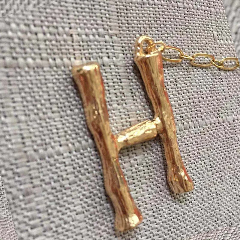 Ожерелье с подвеской в виде буквы цвет хаки натуральная и пресноводная