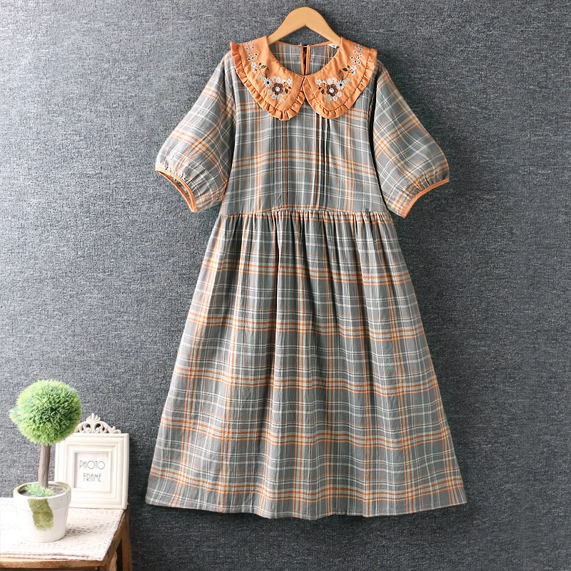 

Summer Women Plaid Dress Japan Style Mori Girl embroidered Peter Pan Collar Loose Short Sleeve Cotton Dresses Women