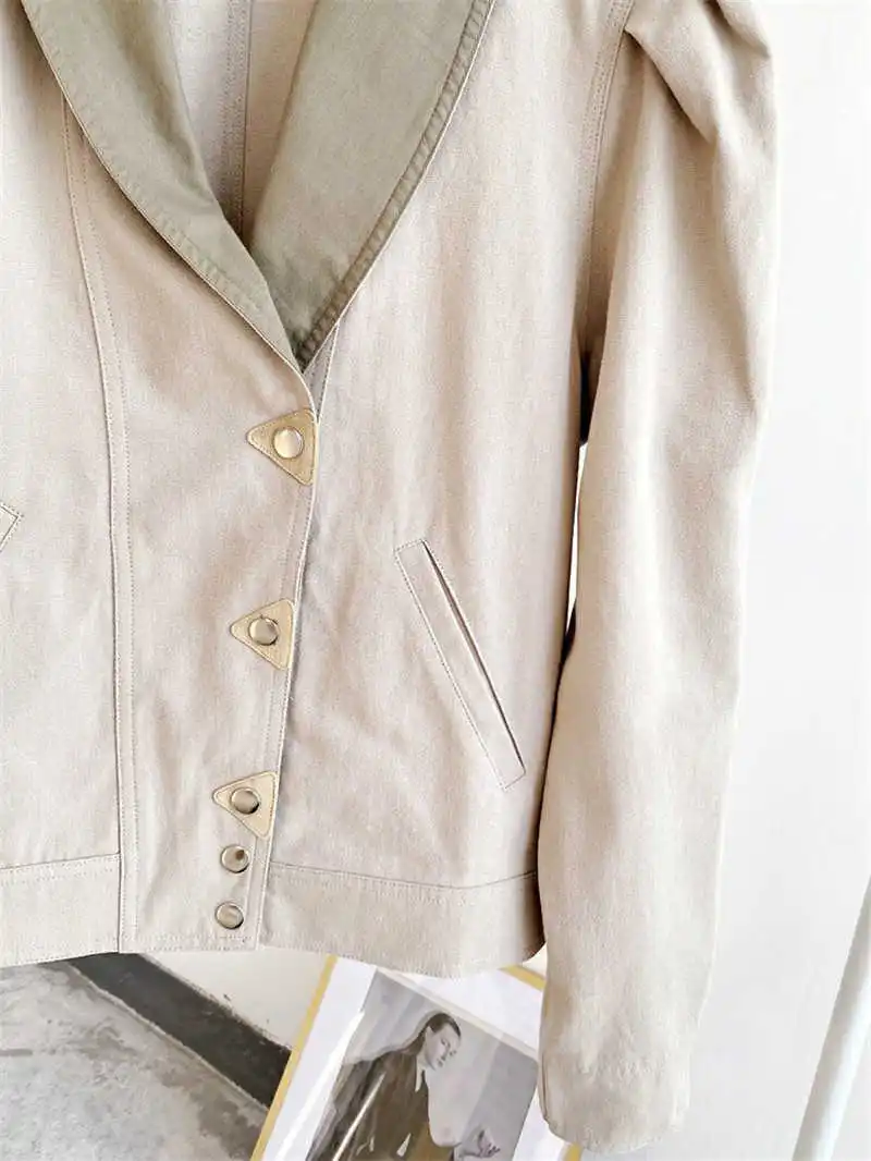 

2021 New Khaki Cropped Cotton JACKET turn down collor Chest Flap Long Sleeves Fashion Woman Short Coat