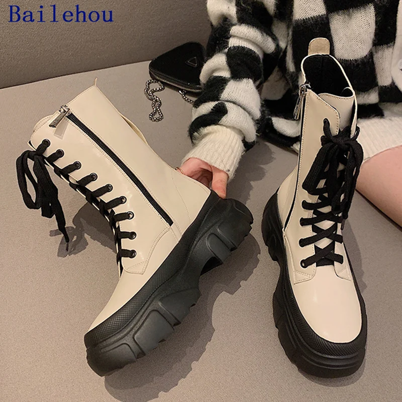 

Woman Martin Boots Platform Shoes For Women 2021 Ladies Round Toe Fashion Cross-Tied Casual Winter Platform Boots Female Shoes