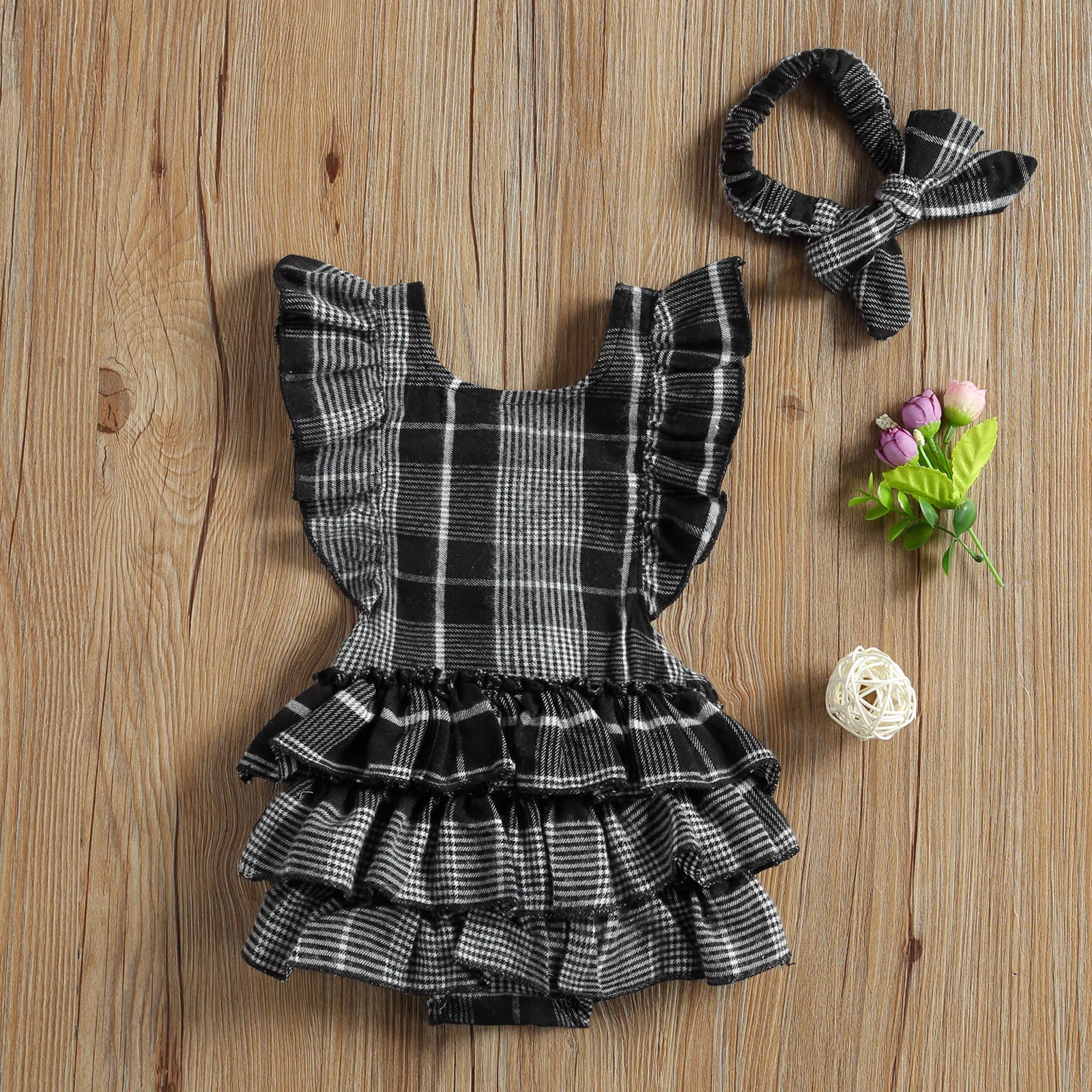

0-3Y Baby Girl Fresh Fly Sleeve Jumpsuits Fashion Summer Plaid Ruffles Back Bandage Romper and Headband 2pcs Cute Outfits