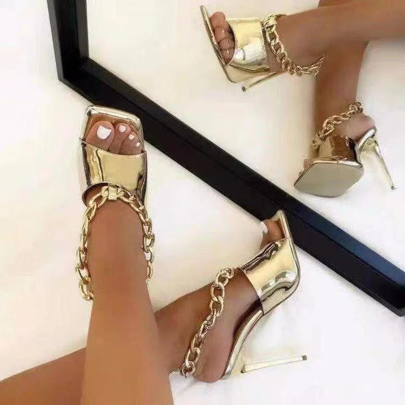 

Autumn and Winter New Style Women's Sandals Women's Foreign Trade Large Size European and American Style New Metal Chain Shoes