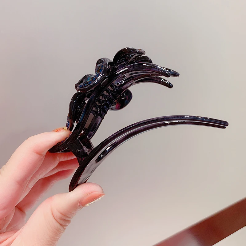 

ZHANG TAI TAI Korean Rhinestone Hair Claw Girls Vintage Barrettes Duckbill Clip Hairpins Tiaras Women Flower Hair Accessories