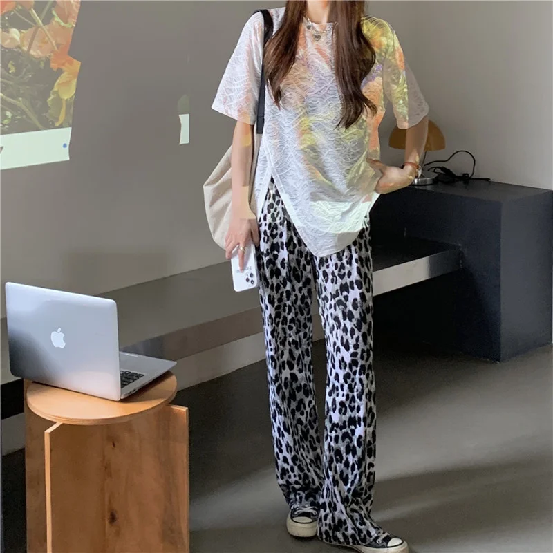 

Real Shot Cost-Effective ~ Super Popular Loose Split Fashionable T-shirt