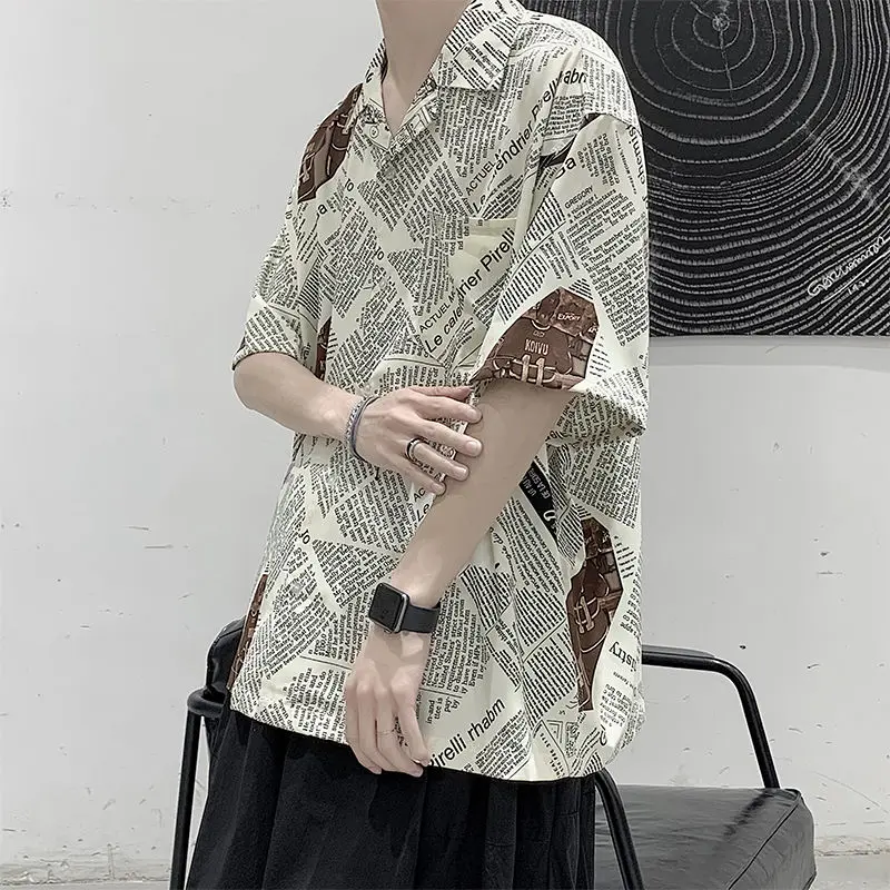 IEFB/мужская одежда с принтом газет рубашка коротким рукавом для мужчин 2020 летние