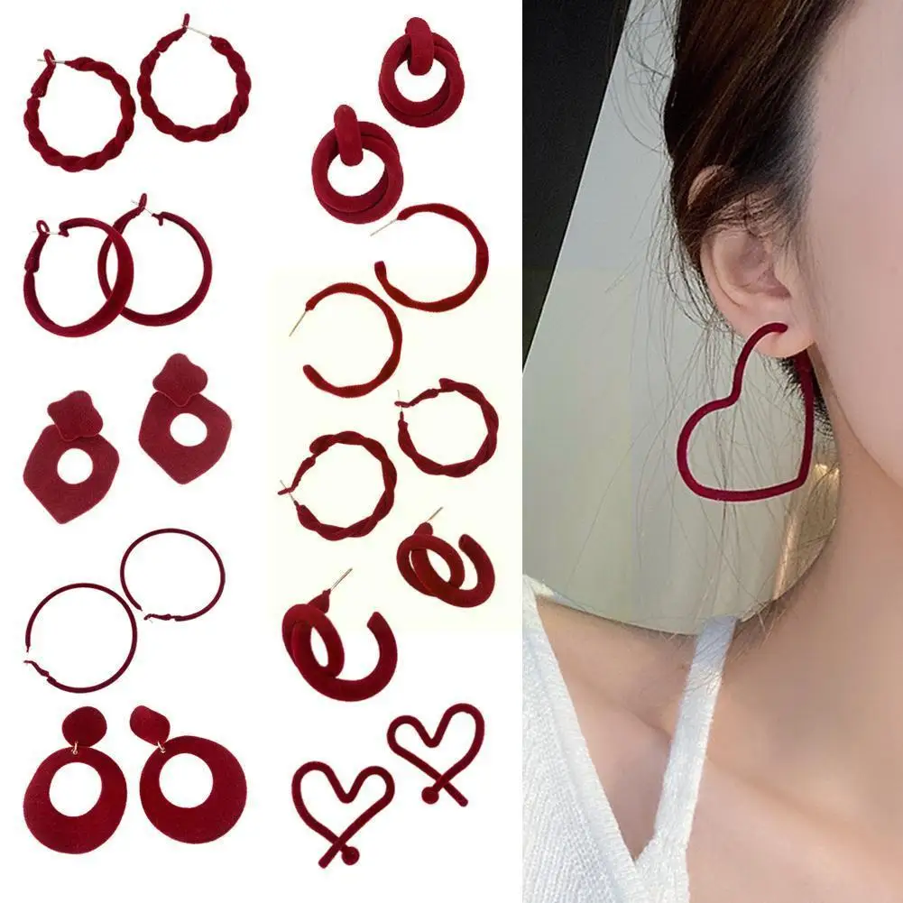 

Wine Red Braided Flocking Hoop Earrings Hollow Out Flower Shape Drop Dangle Earring For Women Party New Year Jewelry Decora I7z5