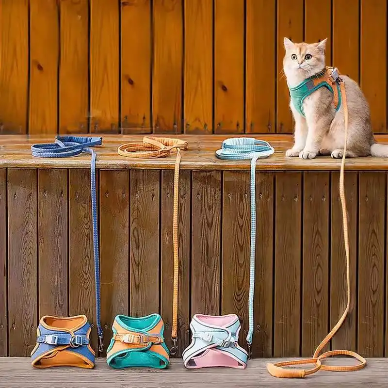 

Pet Cat Harness and Leash Set Cats Training Walking Leads for Small Dogs Reflective Harness Collar Adjustable Leashes Vest Sets