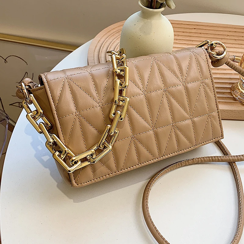 

Simple Square Shoulder Bag Solid Color Chain Crossbody Bags for Women Embroidery Thread Ladies Handbag Retro Small Messenger Bag