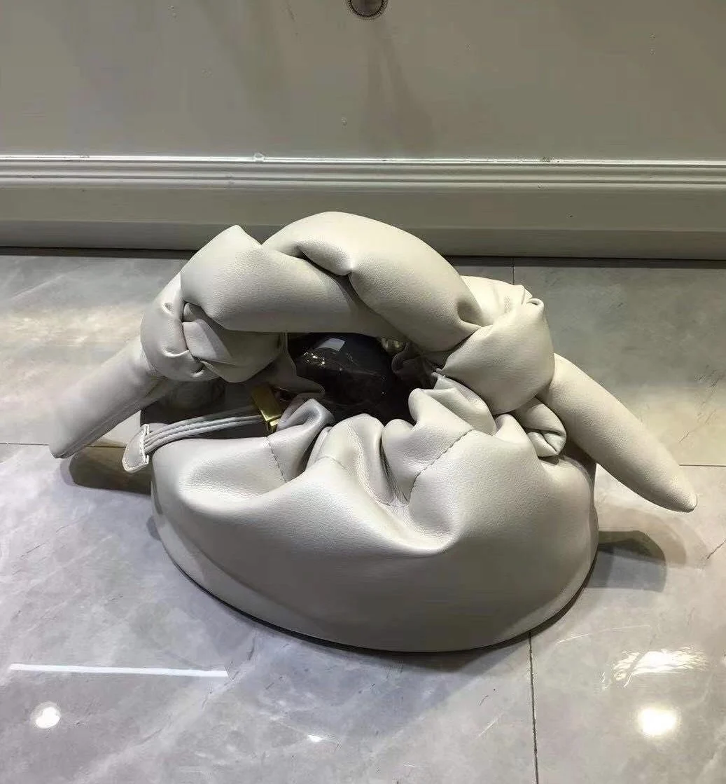 

Womens Genuine Leather Handbag Luxury Handbags Designer Cloud Shape Bag For Women 2021 Purse Small Bucket Tote Knot Handle Hobos