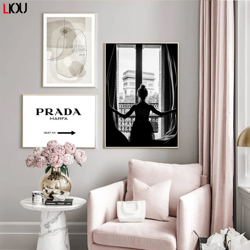 Модный постер для привлекательной леди черная белая абстрактная стена желтая