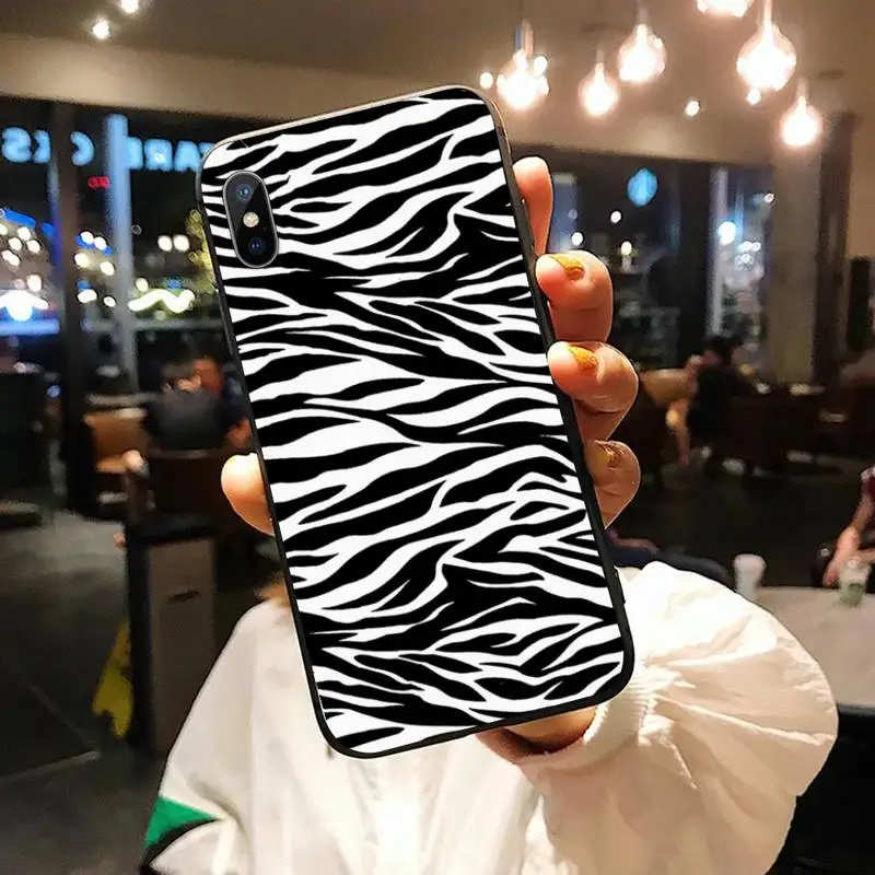 

Zebra Striped Black White Anima Phone Case for iPhone 11 12 pro XS MAX 8 7 6 6S Plus X 5S SE 2020 XR