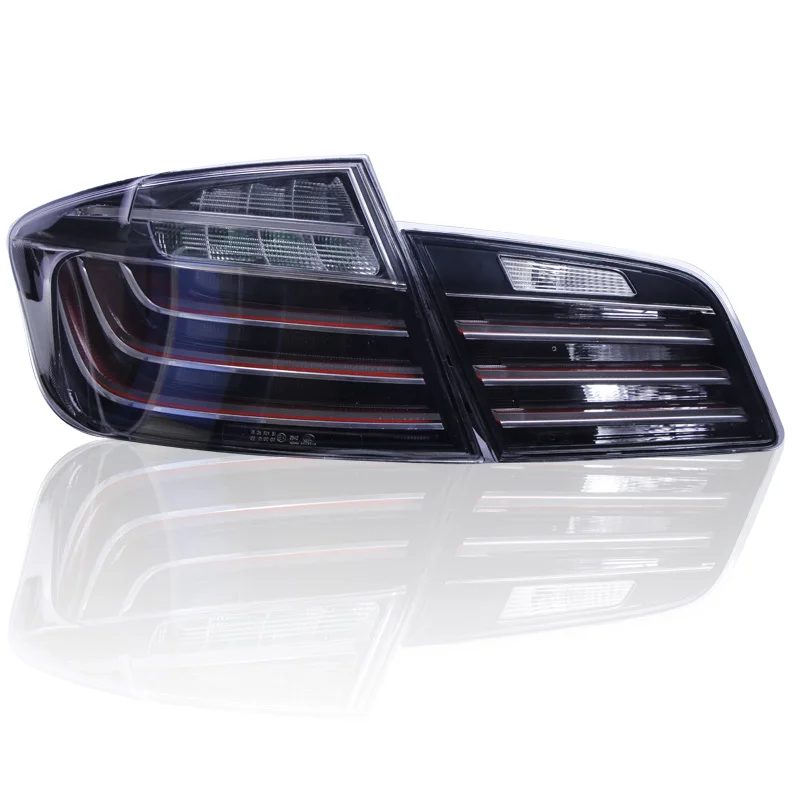

Suitable for 11-17 BMW 5 Series F10 to F18 taillight assembly 520 525 530 modified smoked black LED rear taillight
