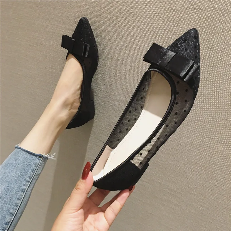 Туфли женские сетчатые с острым носком дышащие без каблука в горошек