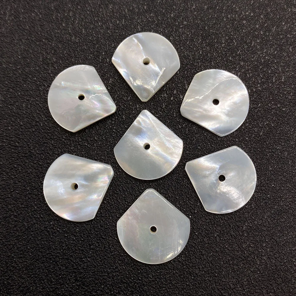 

Natural Shell Mother-of-Pearl Scallop Pendant DIY Handmade Jewelry Making Supplies Fashion Jewelry Necklace Earrings Accessories