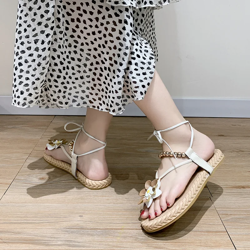 

2021 Summer Sandals Women Fashion Flat Bottom Roman Dress Sandal Clip Toe Flat Sandals Bohemian Ankle Strap Flower Beach Shoes
