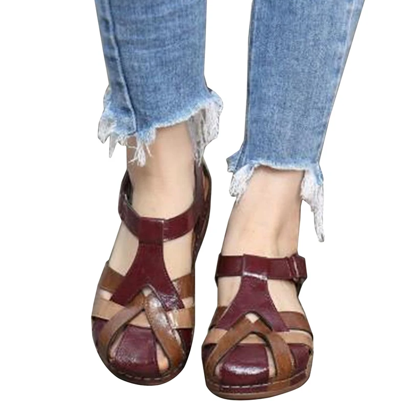 

2021 New Summer Women's Shoes Europe and Ameracan Hollow Sandals Ladies Breathable Flat Bottom Large Size Velcro Casual Sandals