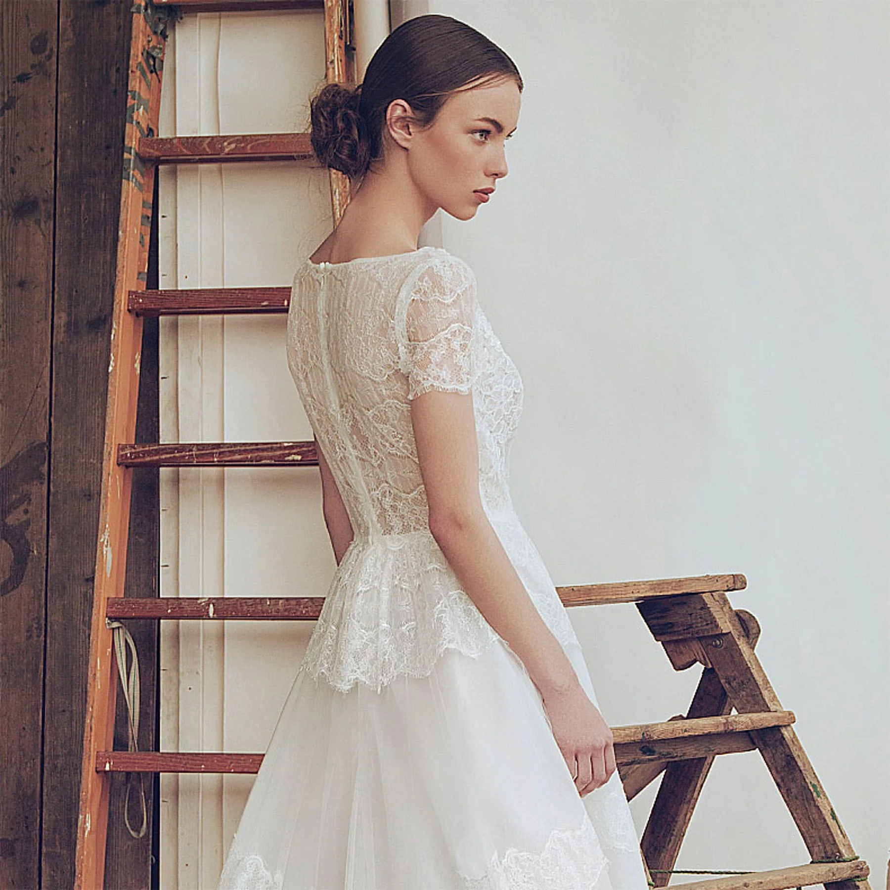 

FENTEFEN 2021 Simple Lace Light Bohemian Wedding Dress Bridal Gown FN-0022