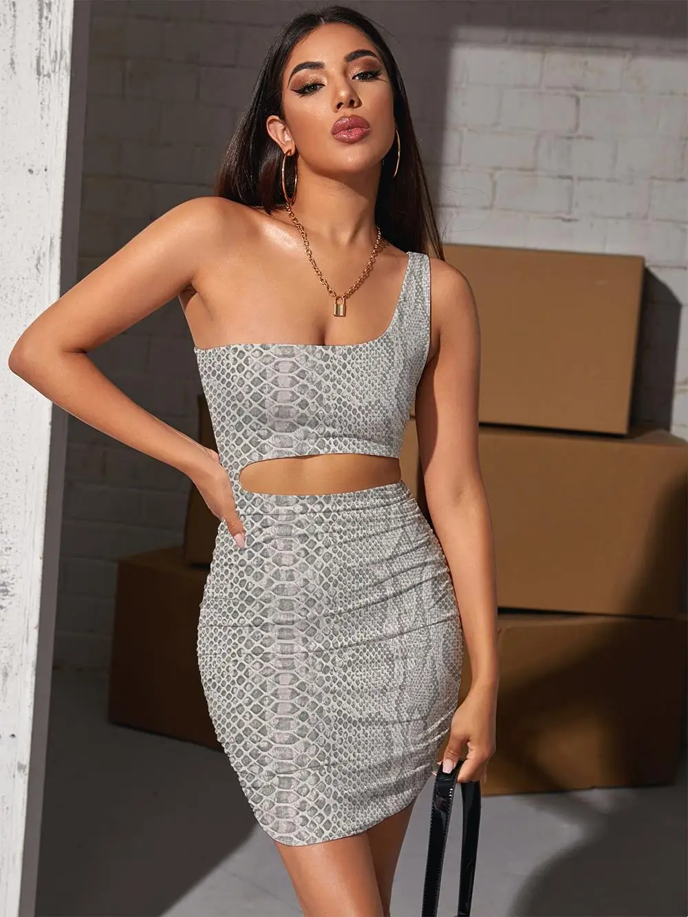 

Giyu Brand Snake Skin Dresses Women Art Vestido Sexy Funny Halter Sleeveless Harajuku Bodycon Dress Womens Clothing Mini Evening