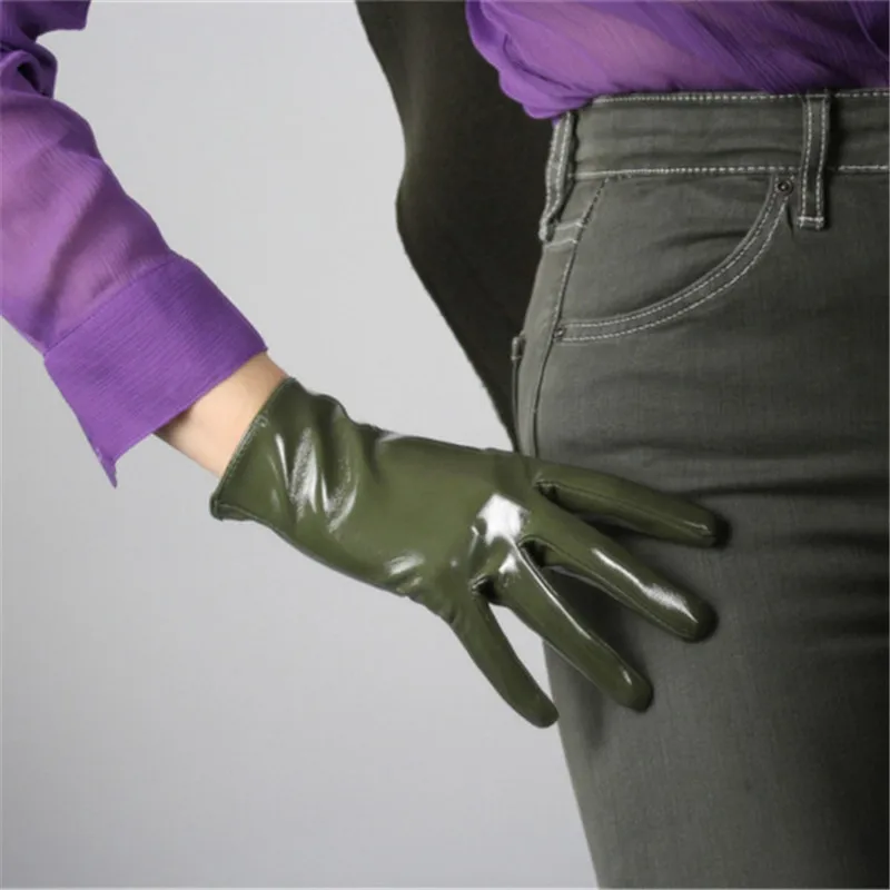 Leather Army Green Новинка, 21 см, короткие перчатки с сенсорным экраном, искусственная кожа, лакированная кожа, темно-коричневые, кофейные, черные, белые женские перчатки из искусственной кожи, WPU98-21 - Цвет: Leather Army Green
