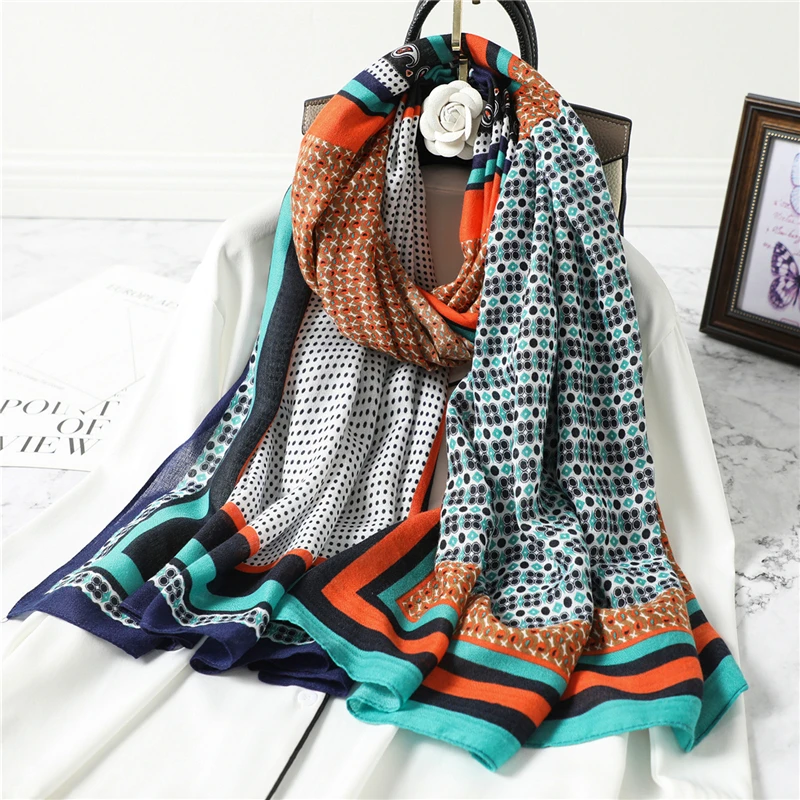 

Paisely Brand Scarf Luxury Women Cotton Hijab Bandana Warm Sun Beach Shawl Wrap Ladies Headband Scarves Foulard 2021 Hot Design