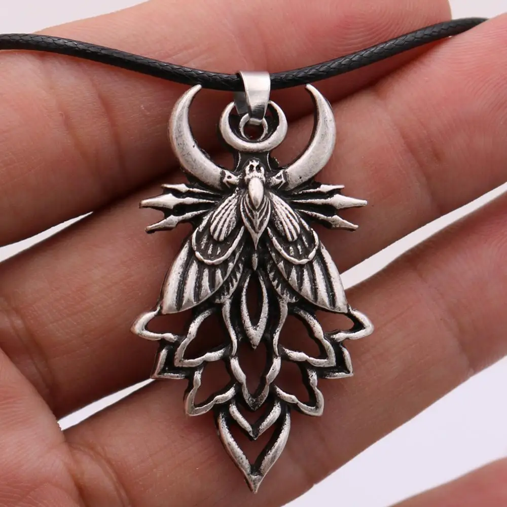 Изящные Wicca Луна и смерти моли ювелирные изделия бабочка кулон ожерелье для