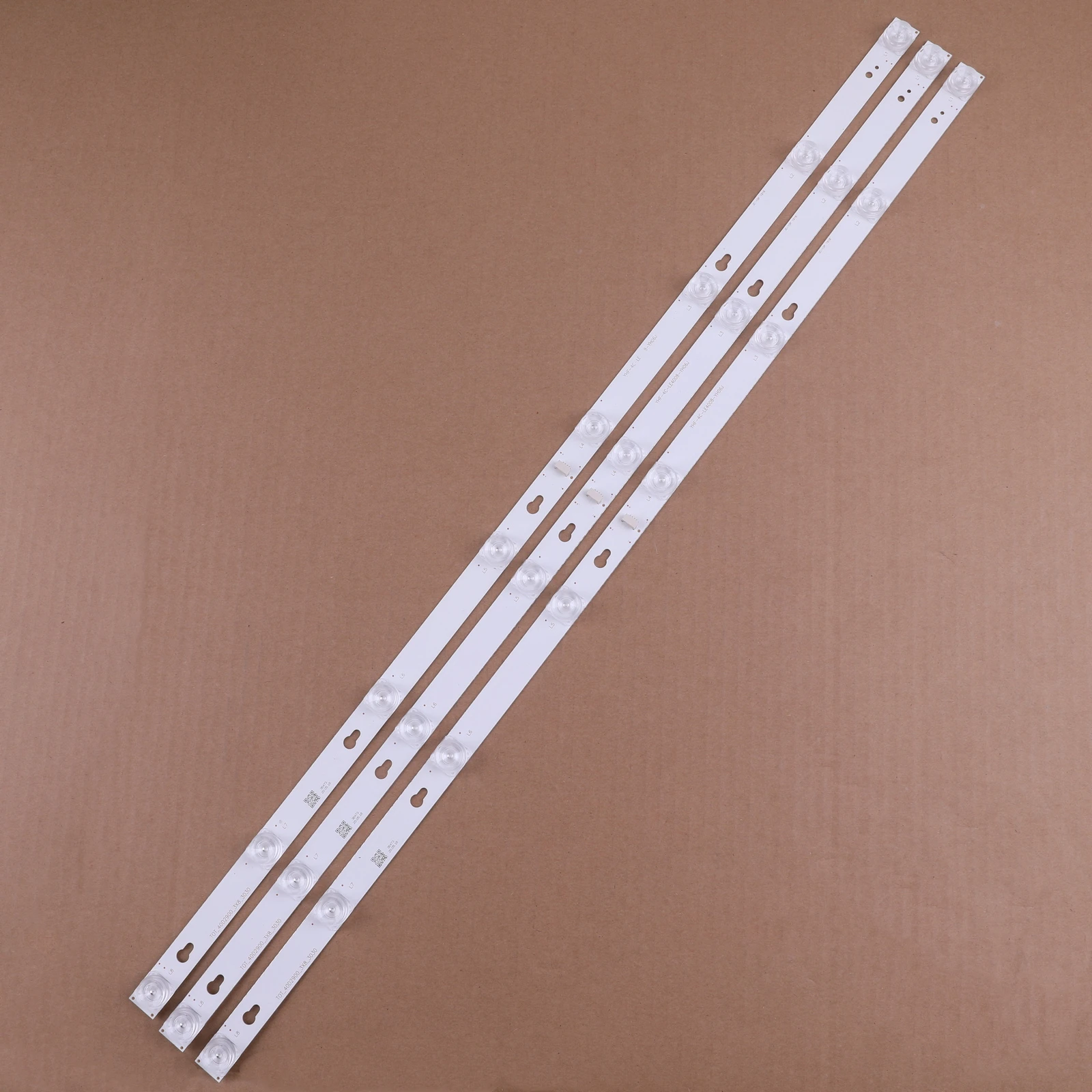 3 шт./лот Светодиодная лента для подсветки Toshiba L40F3301B 40A730U 40l2600 L40D2900F TCL F40S5916 40S305