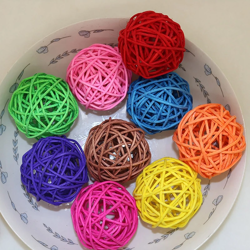 

5PCS 5CM Rattan Ball Pet Cat Toy Colorful Handmade Weave Rattan Ball Toy Cat Scratch Toy Cat Toys Interactive Pet Toy Dorakitten