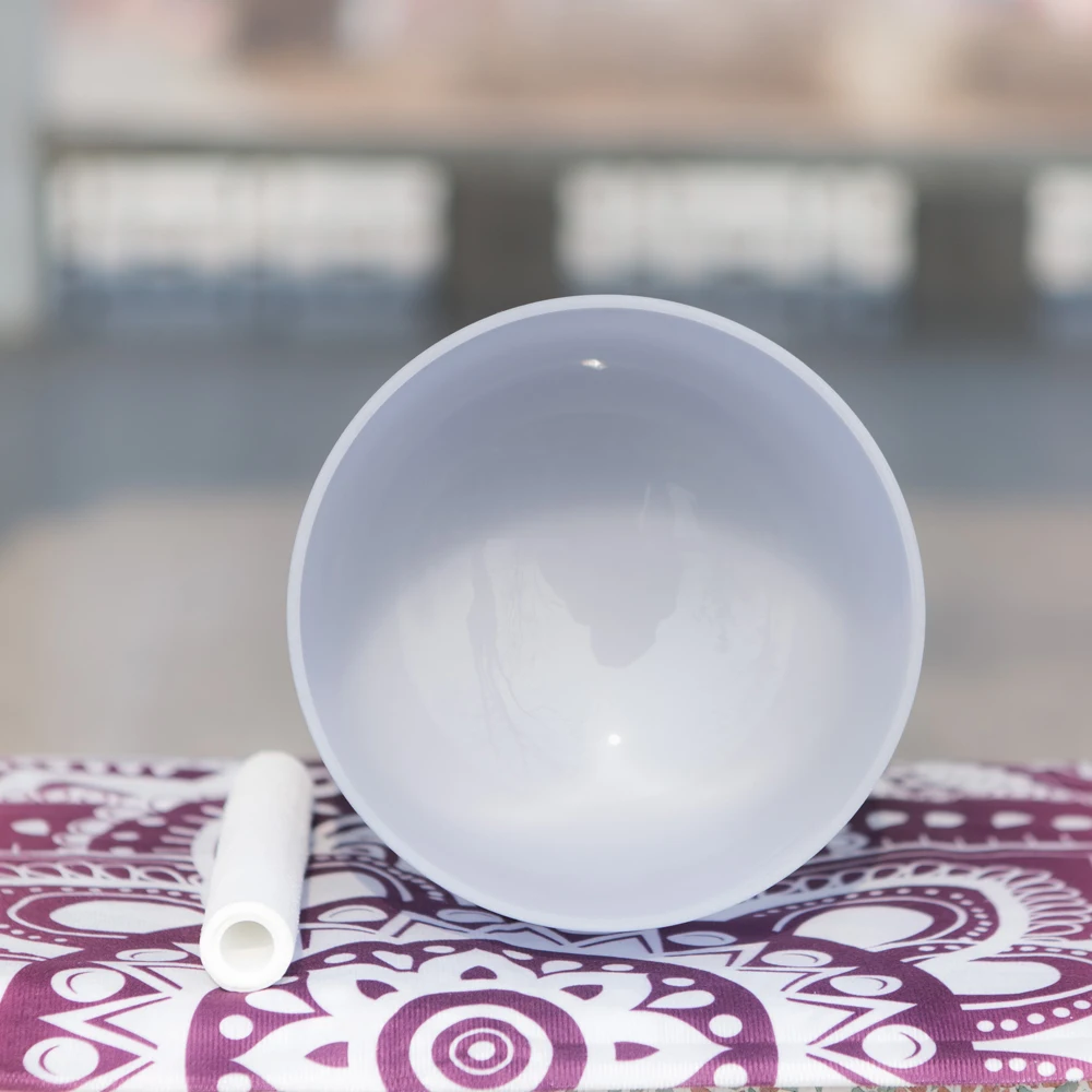 Поющая чаша светильник матовым кварцевым кристаллом 8 дюймов светло серого цвета