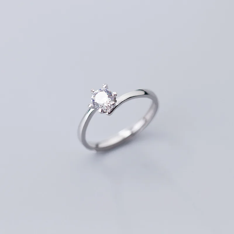 

Кольцо женское из серебра 925 пробы с круглым цирконием, регулируемый размер