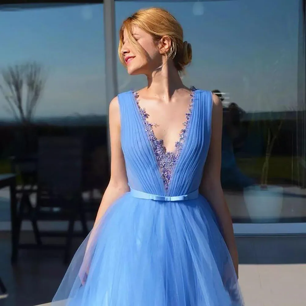 

Sky Blue Prom Dresses V Neck Sweep Train Draped Sash Bow Appliques Beads Long Special Occasion Dress Formal Evening Party Gowns