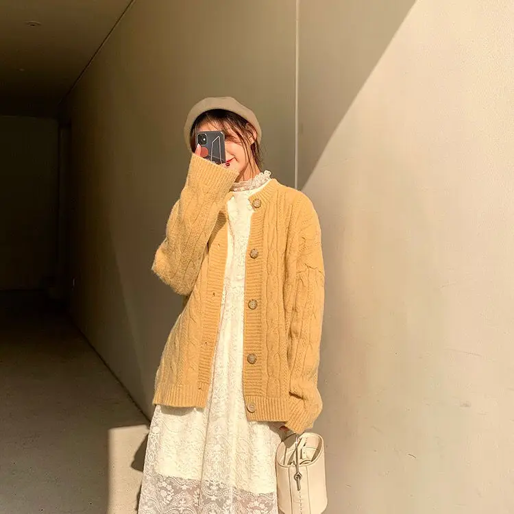 

Women 2021 Spring Autumn Knit Cardigan Female Fashion Loose Sweater Coat Vintage Casual Sweaters Long Sleeve O-Neck Tops E180