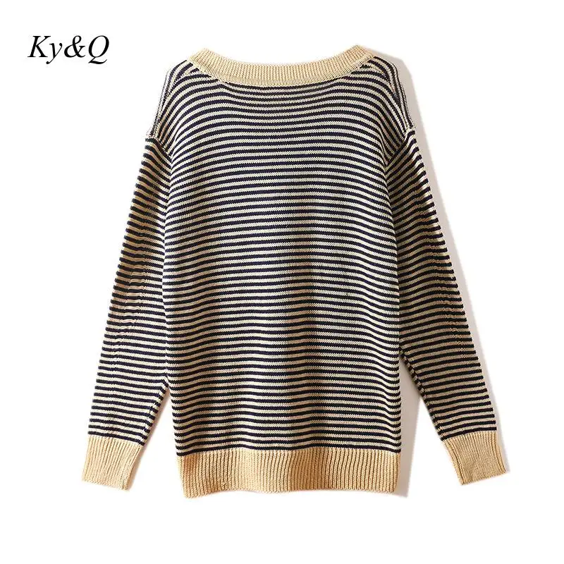 Женский свитер в полоску черный или белый свободный пуловер с вышивкой и