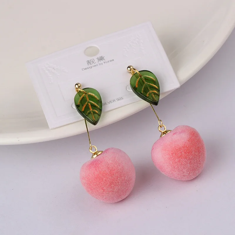 Персиковые супер милые и стильные серьги для уменьшения возраста персиковые