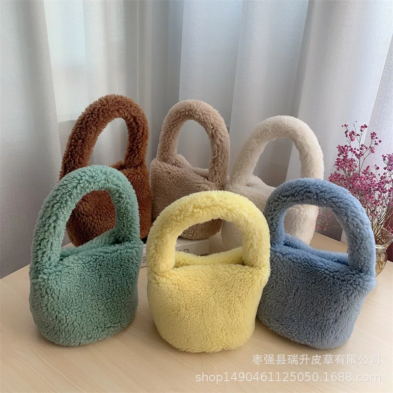 

New Furry Female Bag Particle Wool Vegetable Basket Handbag Plush Cute Magnetic Buckle Cylinder Bag 2021 Autumn and Winter Women