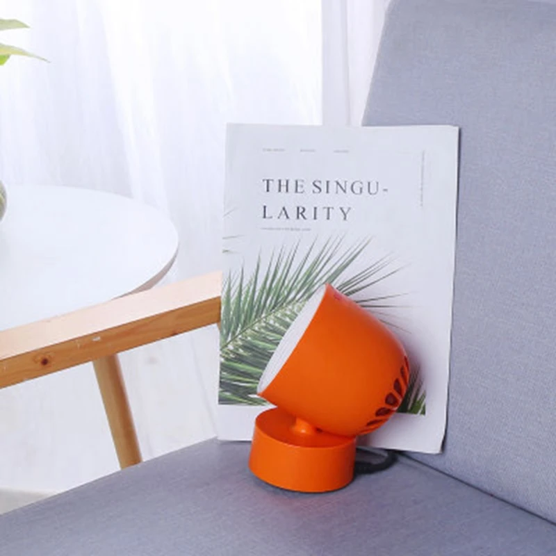 

Mini Portable US Plug Electric Fan Heater Overheat Protection Energy Efficient Desktop Heater for Home Office Indoor Retailsale