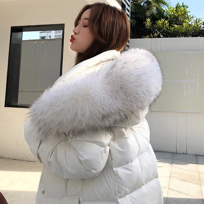 Женский пуховик с мехом черная ветрозащитная парка на натуральном меху теплая