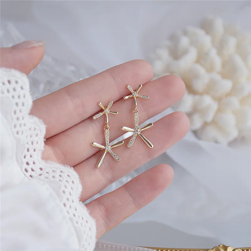 

Elegant Exquisite 14K Real Gold Temperament Flowers Stud Earrings for Women Cubic Zircon ZC Earrings