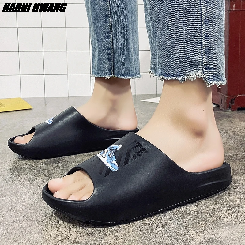 

Summer New Fashion Beach Slippers Male Home Outdoor Non-Slip Wear-Resistant Household Sandals Pvc Material Oversized 36-45