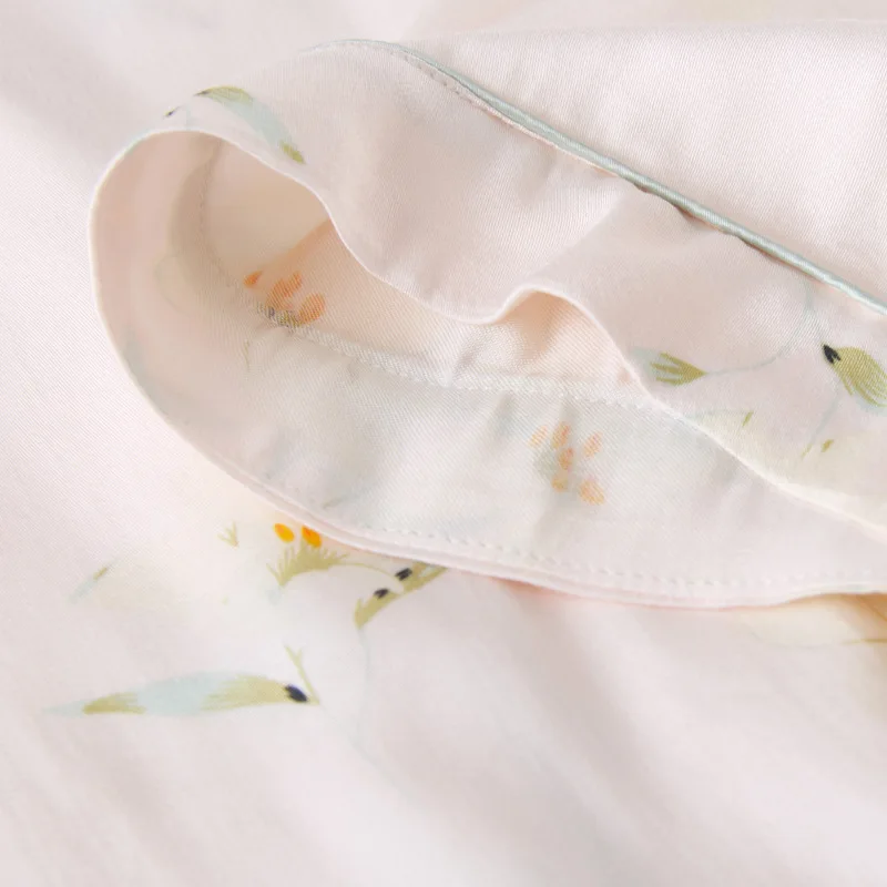 Женская атласная пижама с шортами и коротким рукавом из вискозы