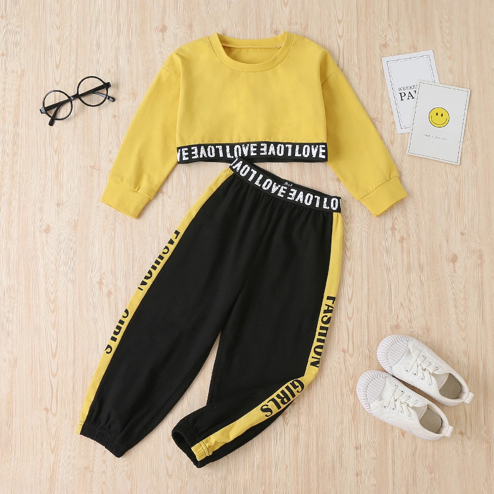 

Спортивный костюм для маленьких девочек, осень 2020, повседневный комплект детской одежды, топ с длинными рукавами и штаны, От 2 до 6 лет, детска...