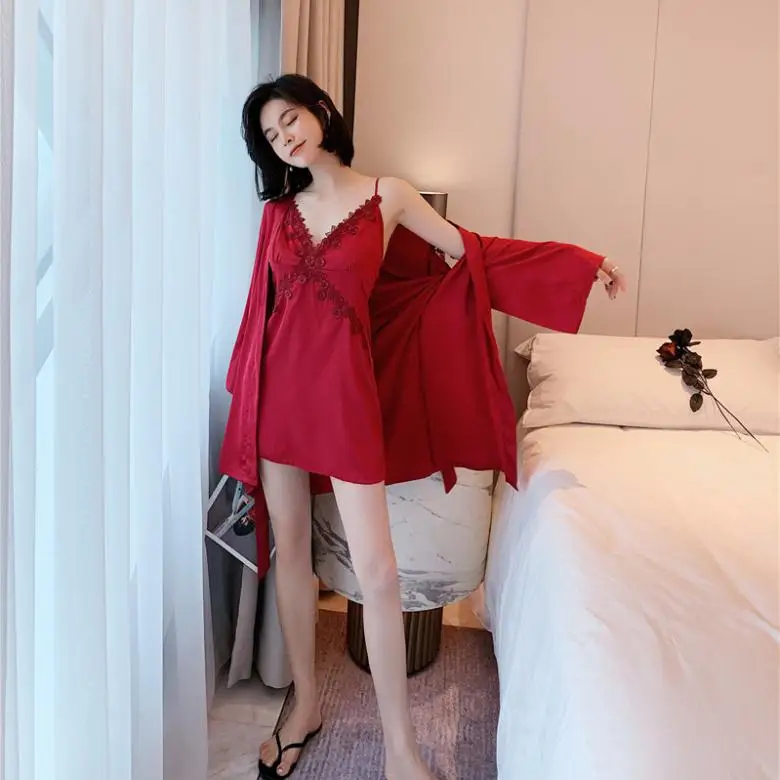 Комплект женский кружевной с длинным рукавом пикантная ночная рубашка