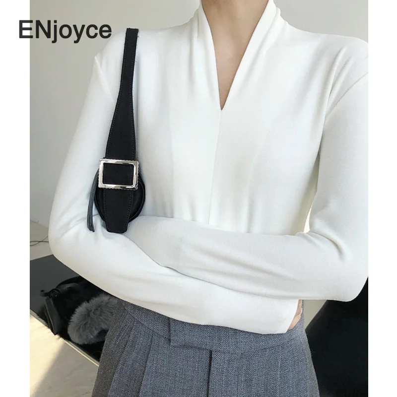 

2021 Spring New Sexy V-Neck Slim Fit Black Tshirt Female Cotton Tee Shirt Women Long Sleeve T-shirt Tops Korean Fashion Clothes