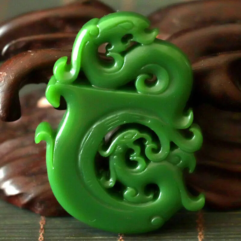 

Chinese Exquisite Jade Handcarved Pendant Greenstone Carved Dragon and Phoenix Hollow Out Pendant Mascot Gift